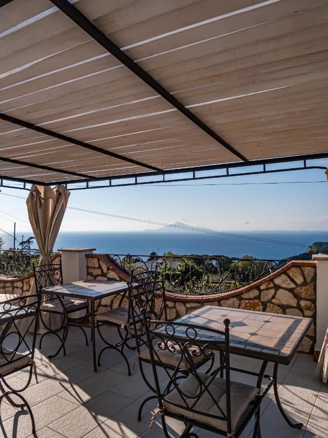 Casa Astra Bed & Breakfast Anacapri  Exterior photo