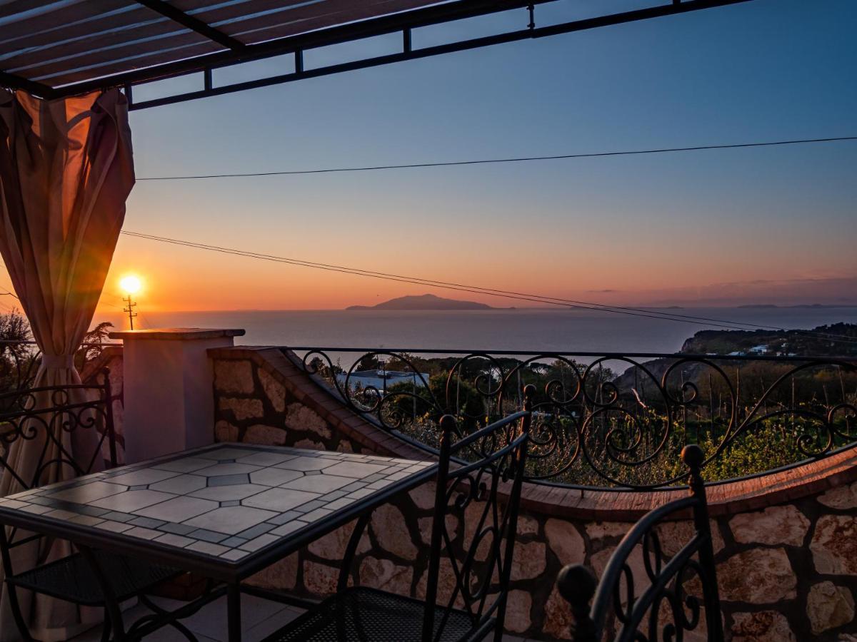 Casa Astra Bed & Breakfast Anacapri  Exterior photo