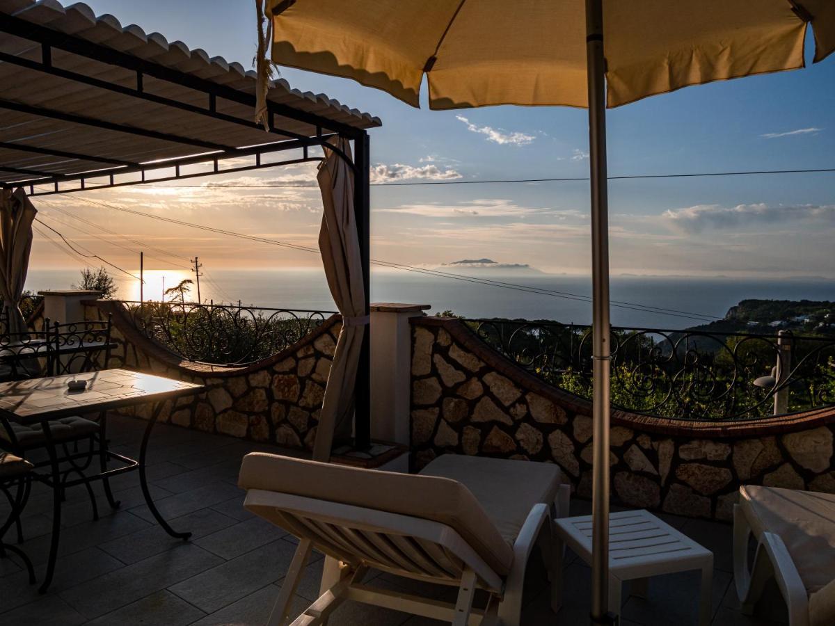 Casa Astra Bed & Breakfast Anacapri  Exterior photo