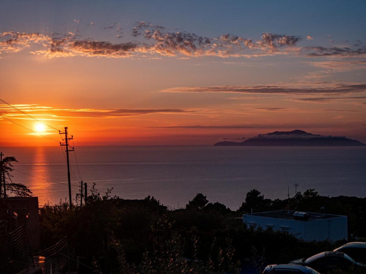Casa Astra Bed & Breakfast Anacapri  Exterior photo
