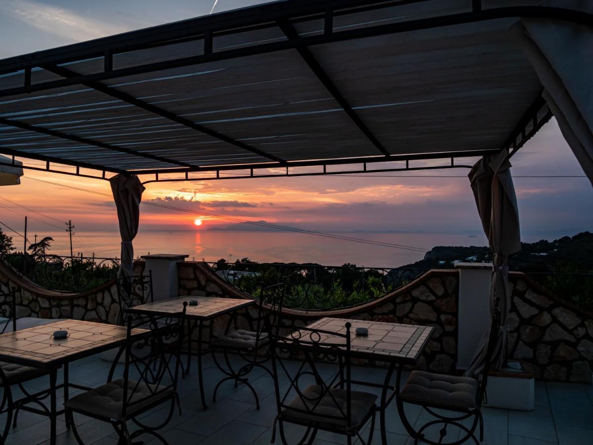 Casa Astra Bed & Breakfast Anacapri  Exterior photo