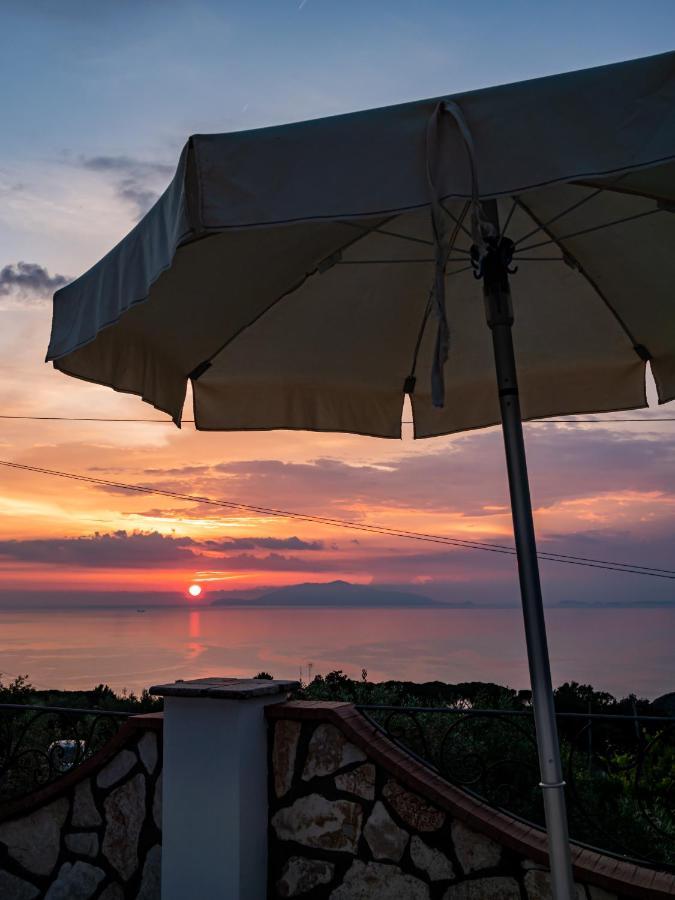 Casa Astra Bed & Breakfast Anacapri  Exterior photo
