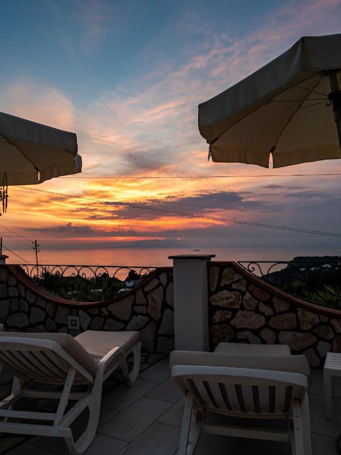 Casa Astra Bed & Breakfast Anacapri  Exterior photo